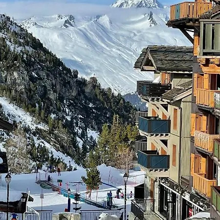 Arc 1950 - Appt 2ch - 6 Pers - Res 5* Luxe - Piscine, Sauna, Hamman, Jacuzzi - Classe 5 Cristaux Paradiski Apartment *