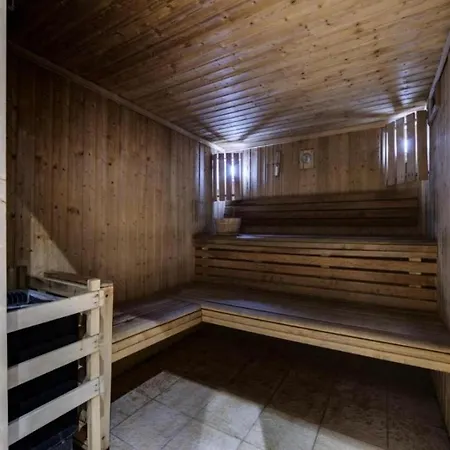 Arc 1950 - Appt 2ch - 6 Pers - Res 5* Luxe - Piscine, Sauna, Hamman, Jacuzzi - Classe 5 Cristaux Paradiski Apartment *