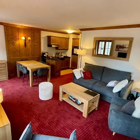 Arc 1950 - Appt 2ch - 6 Pers - Res 5* Luxe - Piscine, Sauna, Hamman, Jacuzzi - Classe 5 Cristaux Paradiski Apartment *